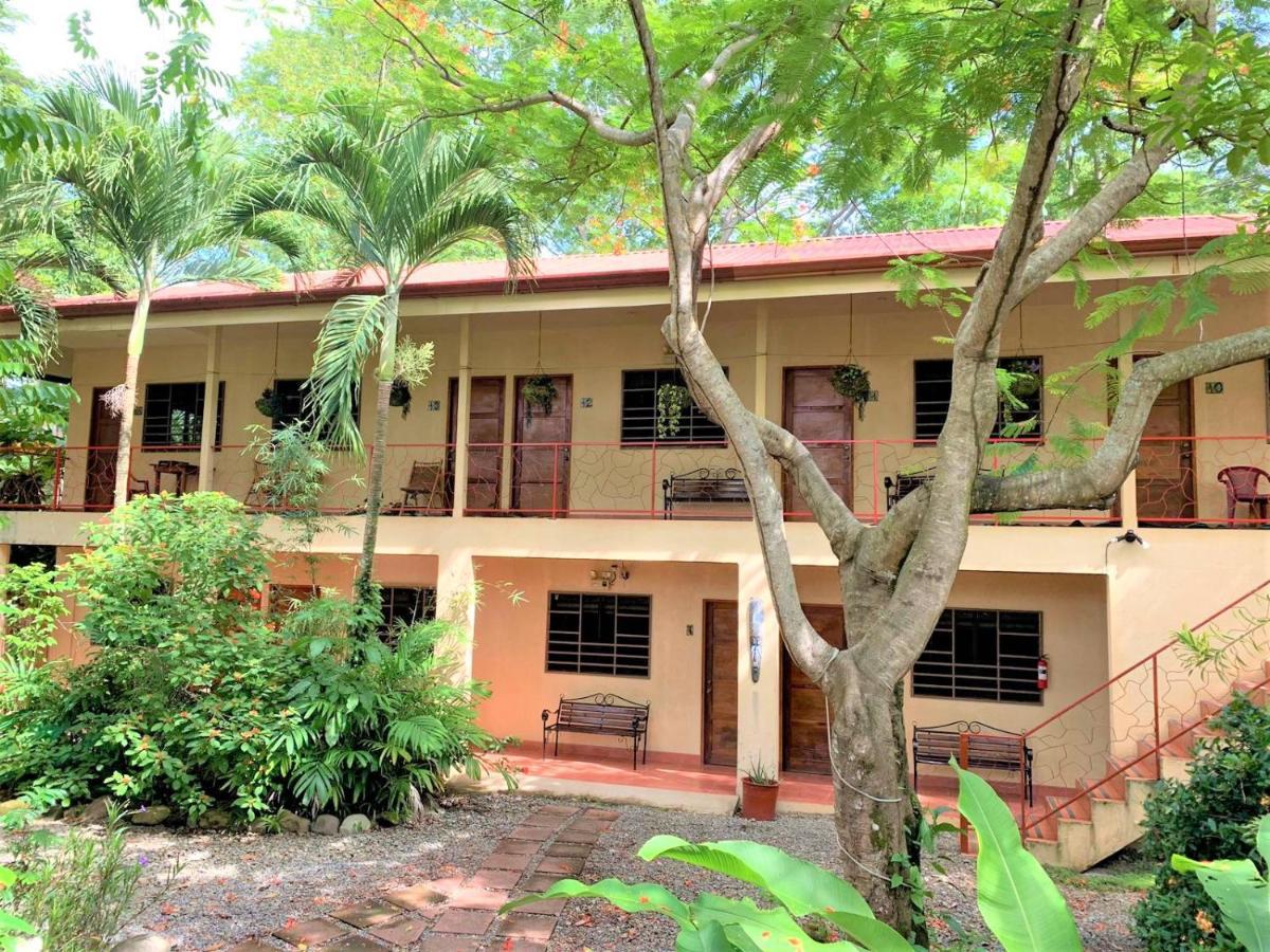 Hotel Tropical Sands Dominical Exterior photo