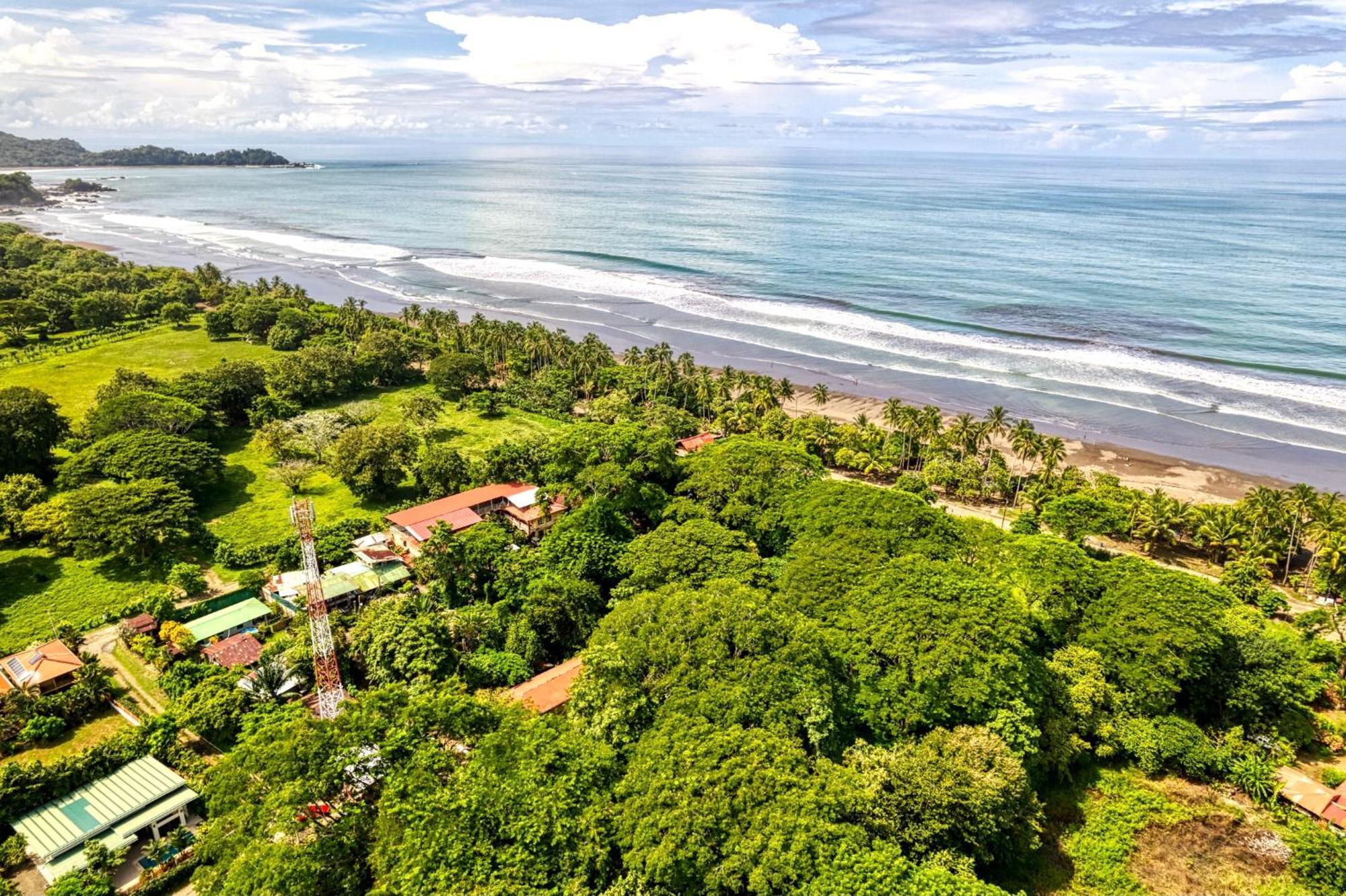 Hotel Tropical Sands Dominical Exterior photo